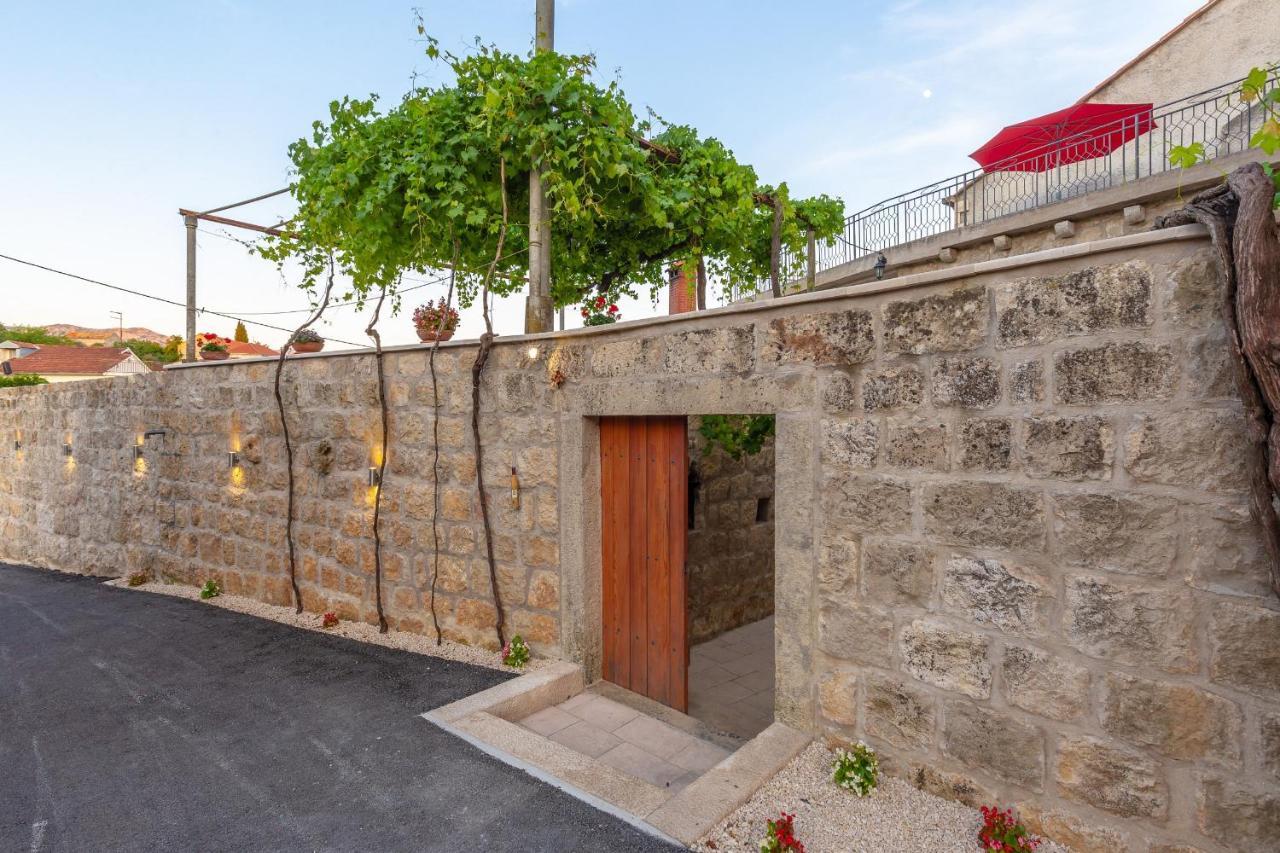 Konavle Apartments Zlatovisce Груда Экстерьер фото